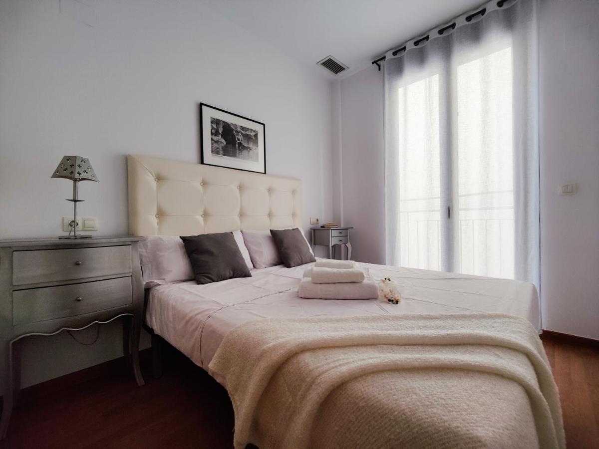 Carmen Old Town Apartments Аліканте Екстер'єр фото